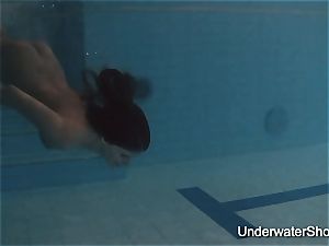 erotic underwater show of Natalia